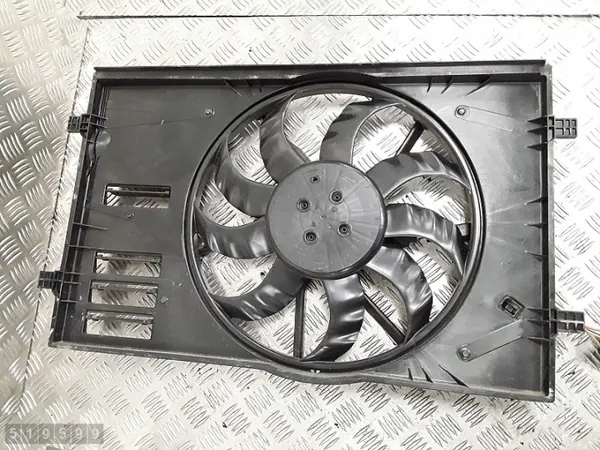 VW T-Roc radiatorventilator OEM 5q0121207BM - Gebruikt image 2