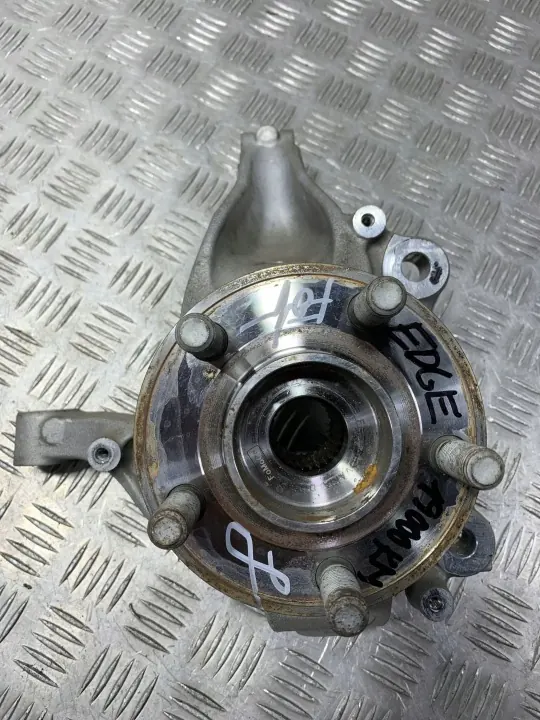 Moyeu de roue avant droit Ford OE F2GC3K170A image 6
