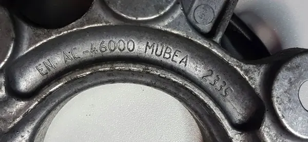 Subaru Forester SK Vaihtovirtajännitin 23769AA090 image 4