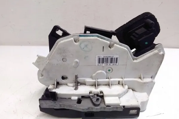 VW POLO Linke Hintertürschloss 2010 5K4839015F image 2