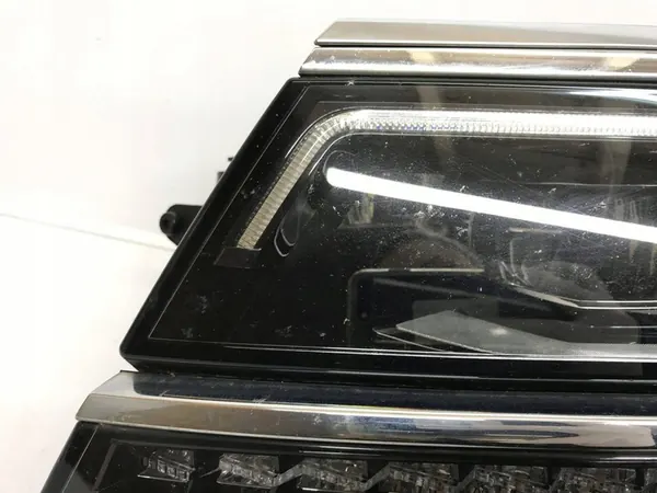 VW TIGUAN 2017-2020 FAROL LED ESQUERDO 5NB941113A image 2