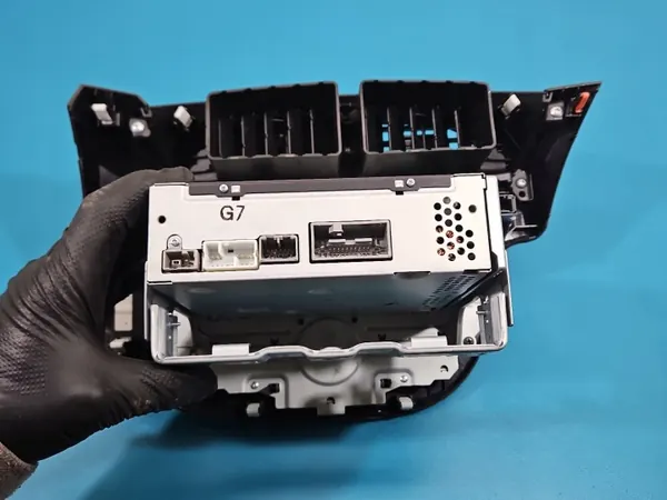 Radio de fábrica OEM 39101-TF0-G216-M1 Honda Jazz III image 7