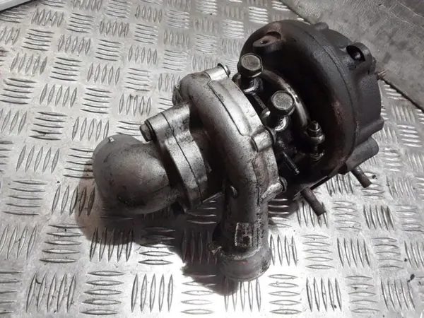 Gebruikte turbo OEM 06041400037 voor Toyota Avensis image 2