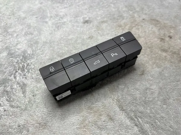 Interruptor para Skoda Octavia ESP PARK PDC C174 image 1