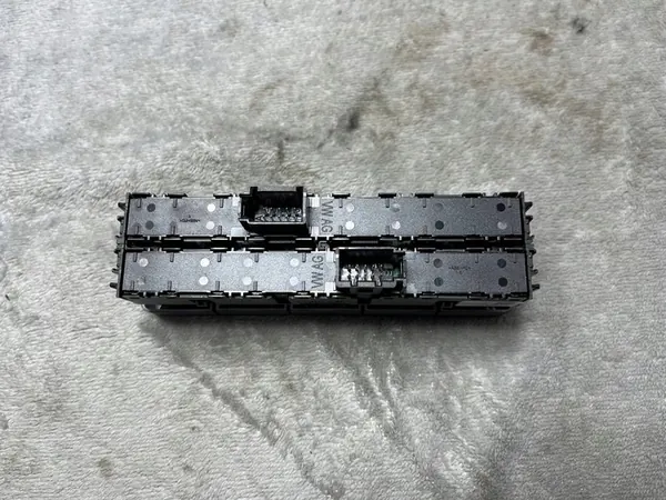 Interruptor para Skoda Octavia ESP PARK PDC C174 image 3