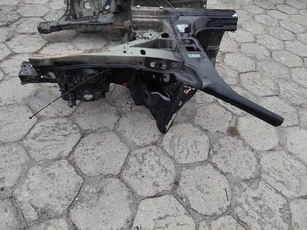 OEM 00000000000000 Aile Avant Droite Mercedes C W205 image 4