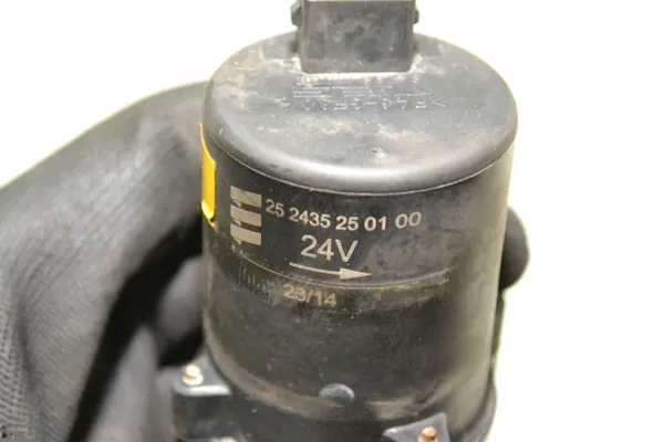 OEM 2524352501 Mercedes-Benz Wassererhitzer - Gebraucht image 5