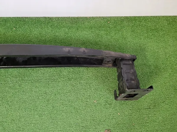 SKODA FABIA II 5J ROOMSTER Puskuri Vahvistus OEM 5J0807109D image 5