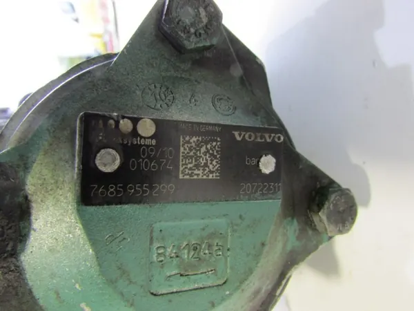 Compressor de ar Volvo OEM K011035/K009875 - Usado image 10