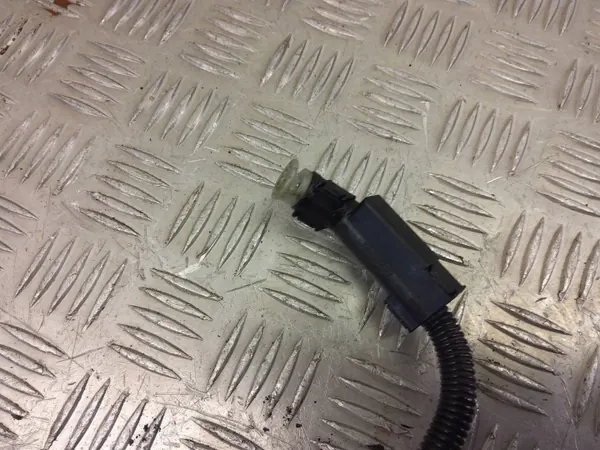 Conduite d'alimentation AdBlue Audi Q3 8U 2016 OEM 5N0131984A image 4