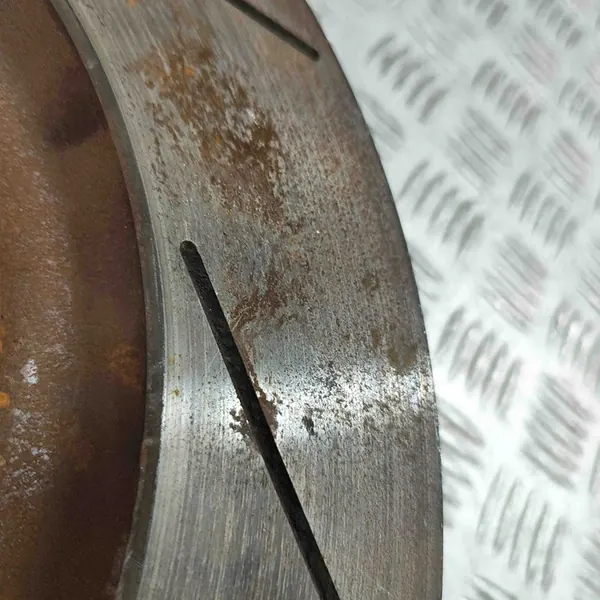 Disco de Freio Traseiro Direito Dodge Challenger Coupe 5290538AE image 6