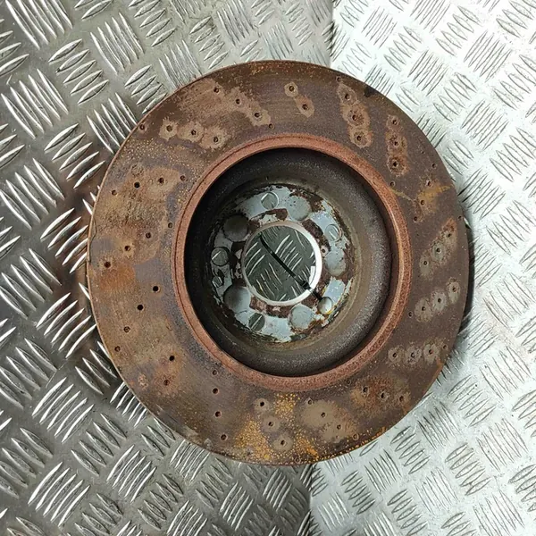 MERCEDES A117 A156 A246 VOORSTE REMSCHIJF image 8