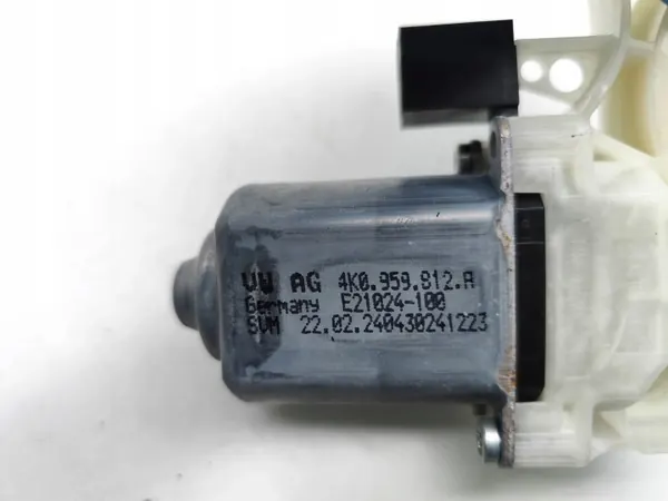 Regulador janela dianteira direita Audi Q4 OEM 4K0959812A image 7