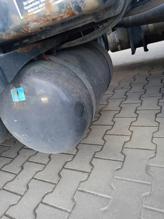 Tanque de ar 81514016015 40L para MAN TGX 440 E6 image 2