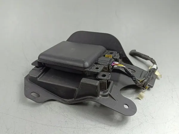 Monitor Ponto Cego Suzuki OE OEM 3F50163T10 image 2