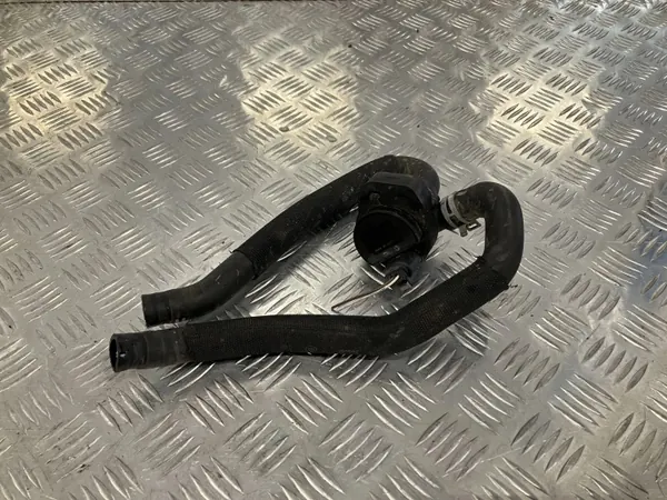 Pompe à eau et tuyaux OEM TM24032 pour Mercedes Classe A image 2