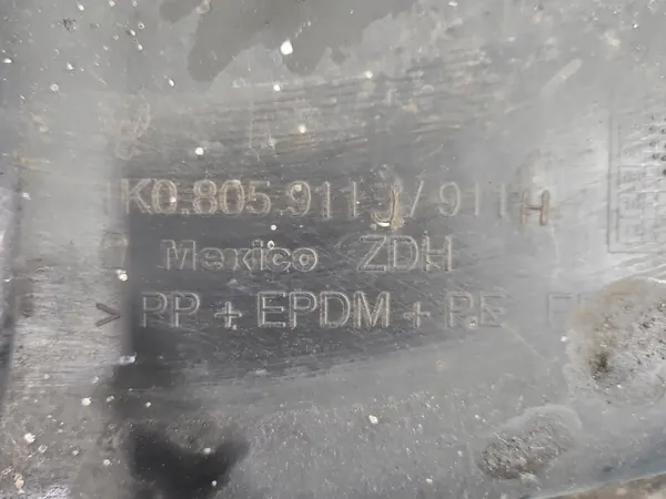 Left Front Wheel Arch VW Jetta V 1K0805911J image 5