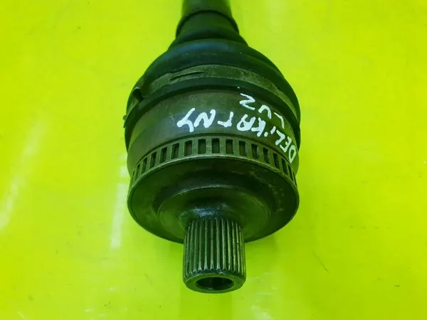 Vänster fram CV-axel Audi A6 C5 1.8 T 2.4 Manuell image 2