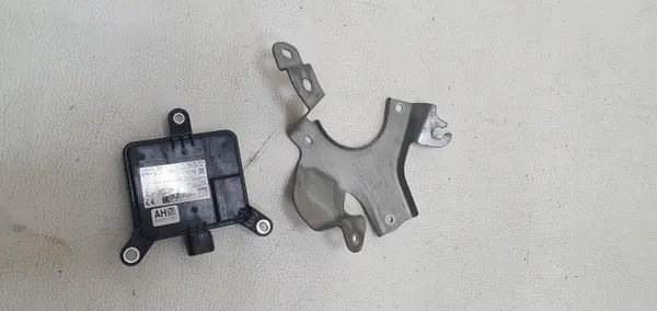 Sokea kulma -moduuli Mazda CX-5 II 2021 OEM KB8C67Y30N image 2