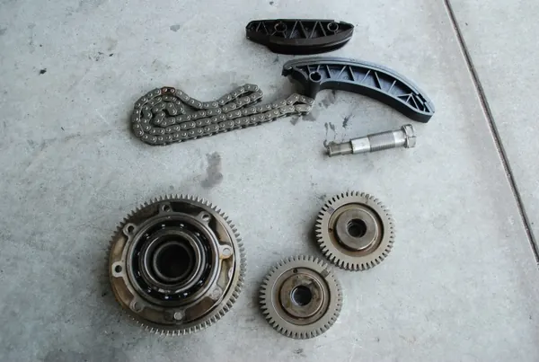 Steuerketten-Spanner Mercedes W212 2.2 CDI - Gebraucht image 9
