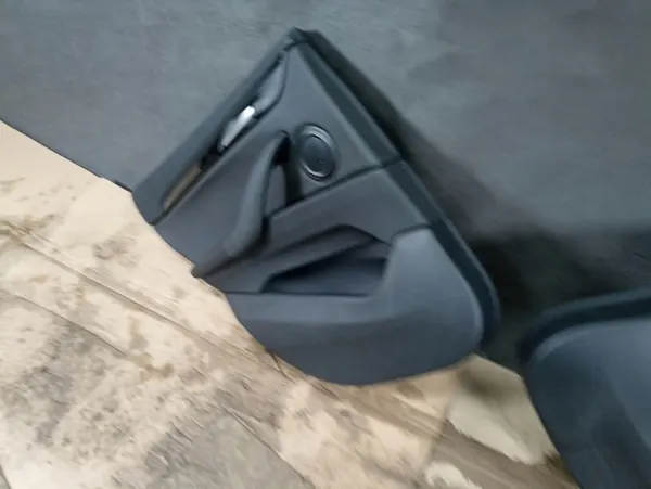Deurbekleding BMW X1 F48 OEM BOCZEK DRZWI TYŁ LEWY PRAWY image 4