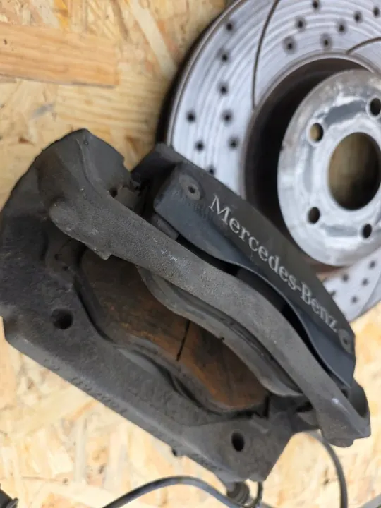 Jarrutahnat takana OEM 101 22 3399 Mercedes EQV/Vito image 3