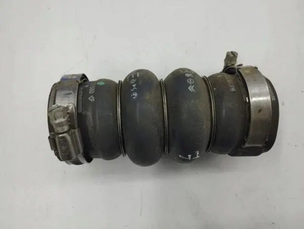 Intercooler-putki OEM 9835737580 Opel Mokkaan image 2