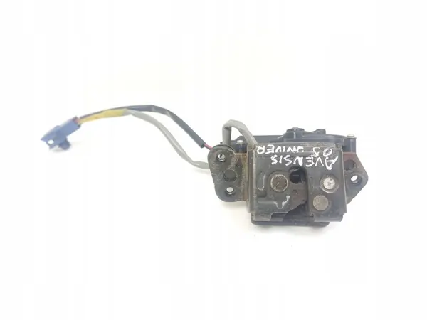 2005 Toyota Avensis T250 Verrou de coffre image 1