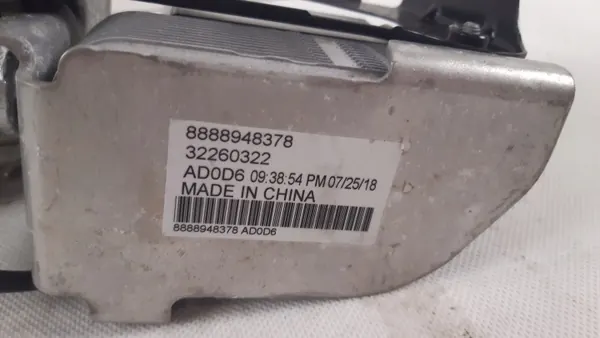 Volvo XC40 Hybrid waterradiator OEM 32260322 image 6