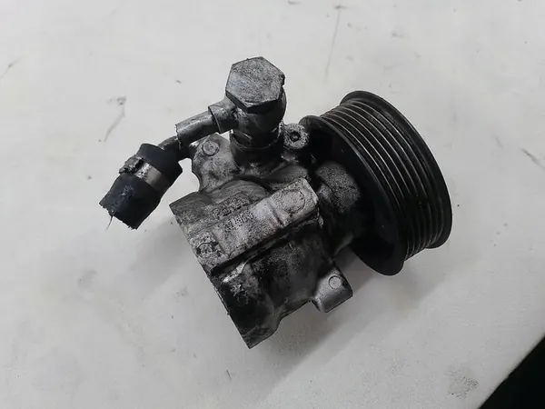 Bomba de Direção Assistida IVECO DAILY IV 2.3 D image 2