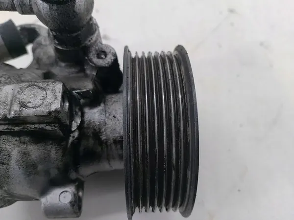 Bomba de Direção Assistida IVECO DAILY IV 2.3 D image 3