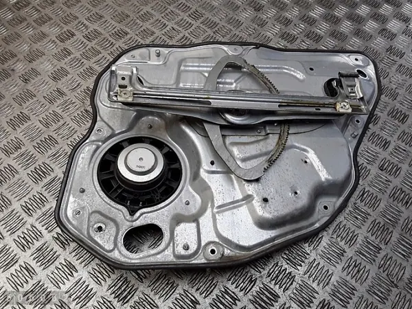 Volvo V70 ikkunan säädin OEM 983041102 image 4