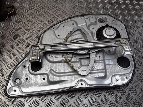 Volvo V70 ikkunan säädin OEM 983041102 image 5
