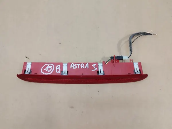 Kolmas Jarruvalo Opel Astra J IV 2009-2012 5 Ovea HB image 2