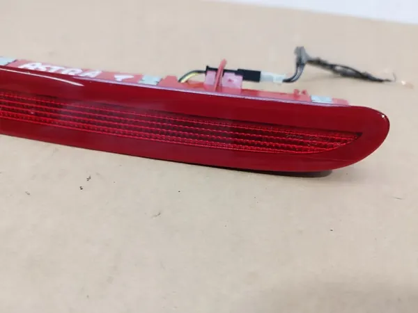 Kolmas Jarruvalo Opel Astra J IV 2009-2012 5 Ovea HB image 5