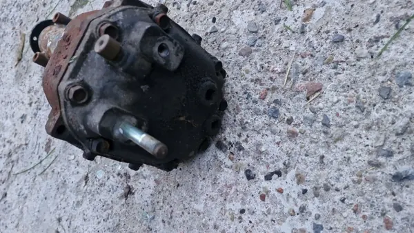 Front Differential Subaru Forester SF 2004 Rear Diff image 4