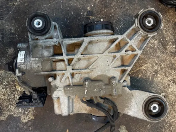 OEM ZSB.0CR.525.010C takadifferentiaali Audi RS3 8V:lle image 4