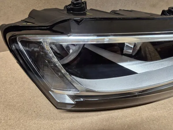 Farol Dianteiro Direito Volkswagen Jetta VI Europa 5C7941006H image 3