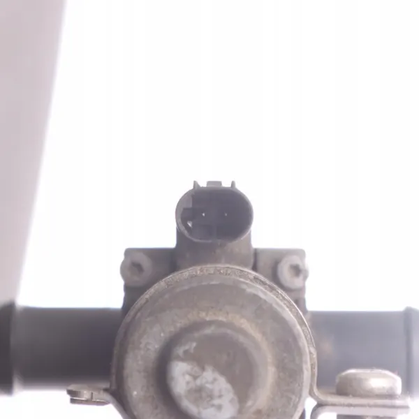 Électrovanne Chauffage Eau Mercedes W205 OEM A2059063401 image 9