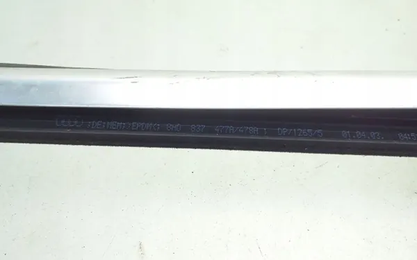 Audi A4/S4 B6 Coupé Windschutzscheibenleiste OEM 8H0837477A image 4
