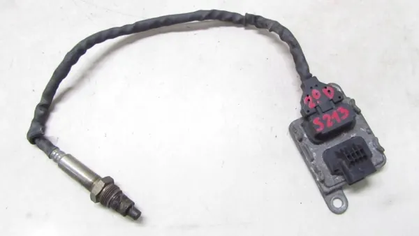 Mercedes NOX-sensor OEM A0009057108 - Begagnad image 2