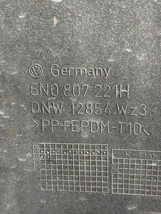 Paraurti anteriore VW Polo III 6N 99- image 9