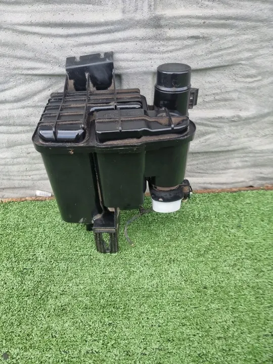 FILTRE À CARBURANT CHRYSLER PACIFICA 3.6 P52030368AG image 3