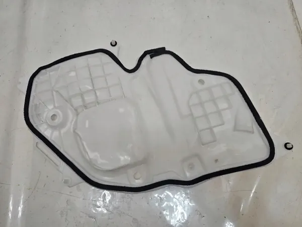 Dörrisolering V/V Toyota Corolla Cross OEM image 6