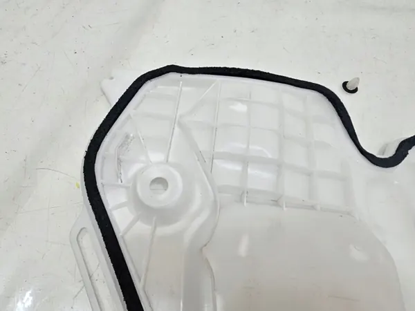 Dörrisolering V/V Toyota Corolla Cross OEM image 7
