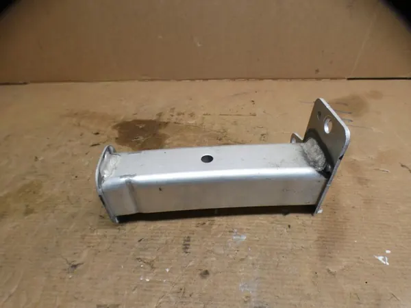 OEM 9836340380 Goupille Zone Déformable Peugeot 2008 II image 9