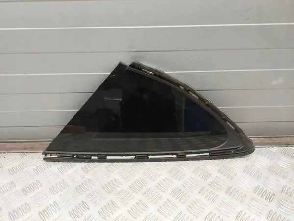 Ventana trasera derecha usada OEM 4G8845300C Audi A7 image 2