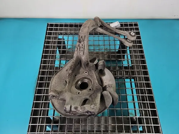 Mozzo sterzante destro anteriore 2.0 TFSI Audi A5 8T OEM image 3