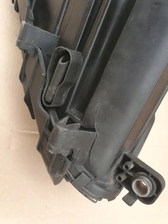 VW TOURAN II 2 1T1 VASEN ETULAMPPU EUROOPPA image 8