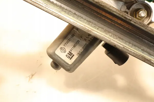 Mecanismo de levantamento de janela Renault Trafic Primastar OE 7700311821 image 7